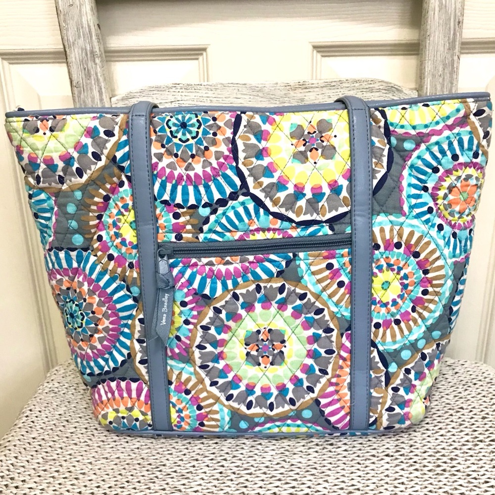 Vera Bradley Tote Sunny Medallion - Picture 2 of 16